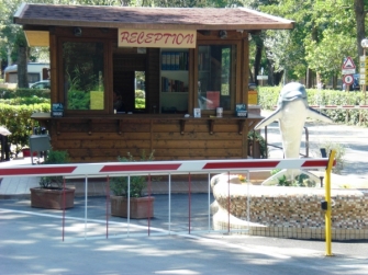 Hier klicken, um alle Bilder der Galerie betrachten zu können.